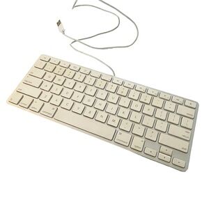 Genuine Apple A1242 Wired USB Compact Aluminum Keyboard‎ 2 USB Ports MB869LL/A